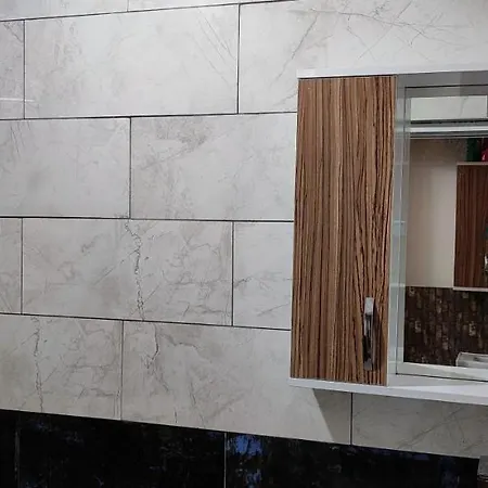 Khavi Airport Apertment Privat bolig *